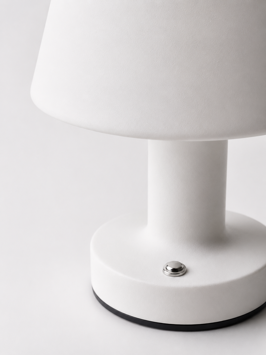 Lampe Rechargeable Miniature Noir, blanche, bois – vue 5 du produit | ODECO