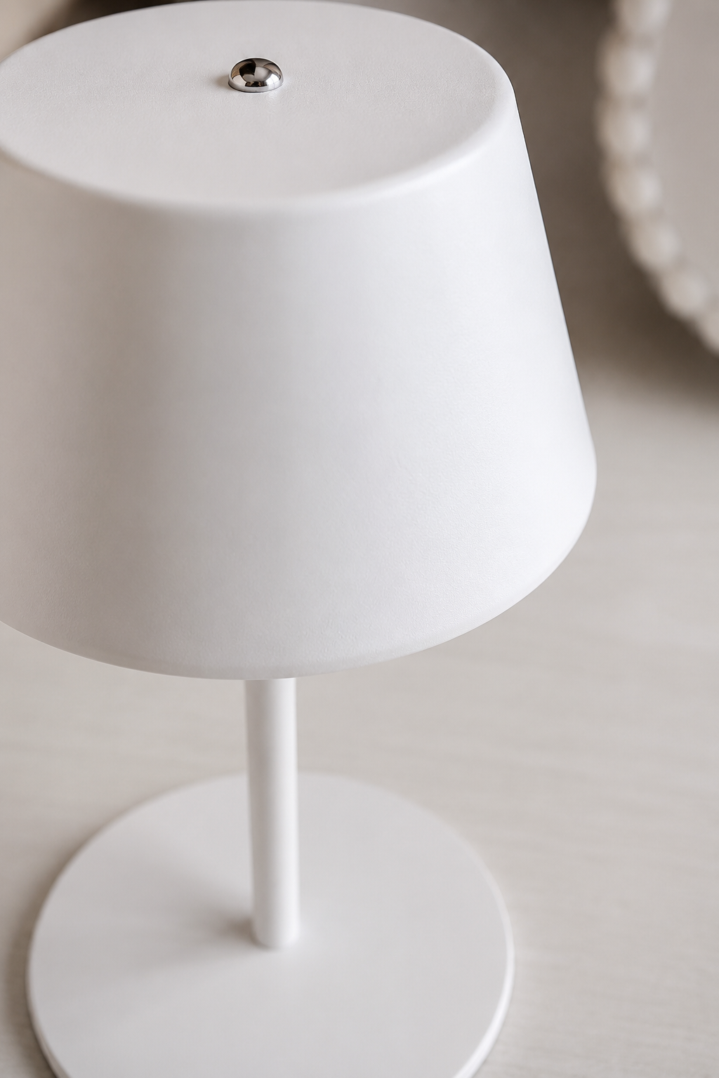 Lampe Rechargeable en métal Elancé Differentes Couleurs – vue 17 du produit | ODECO