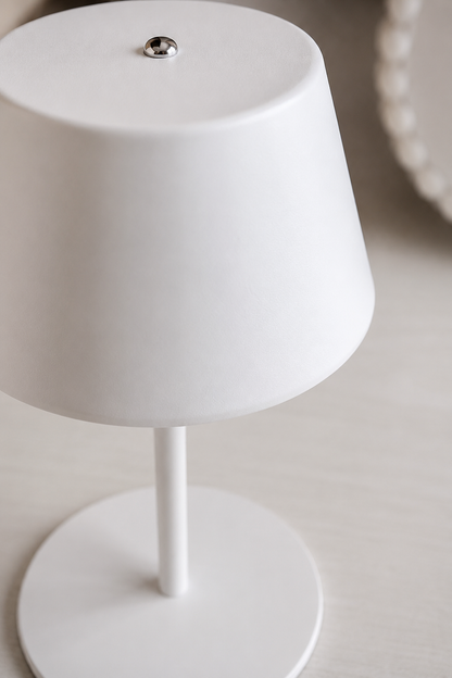 Lampe rechargeable élancée en métal — différentes couleurs — vue 17, ODECO Boisbriand