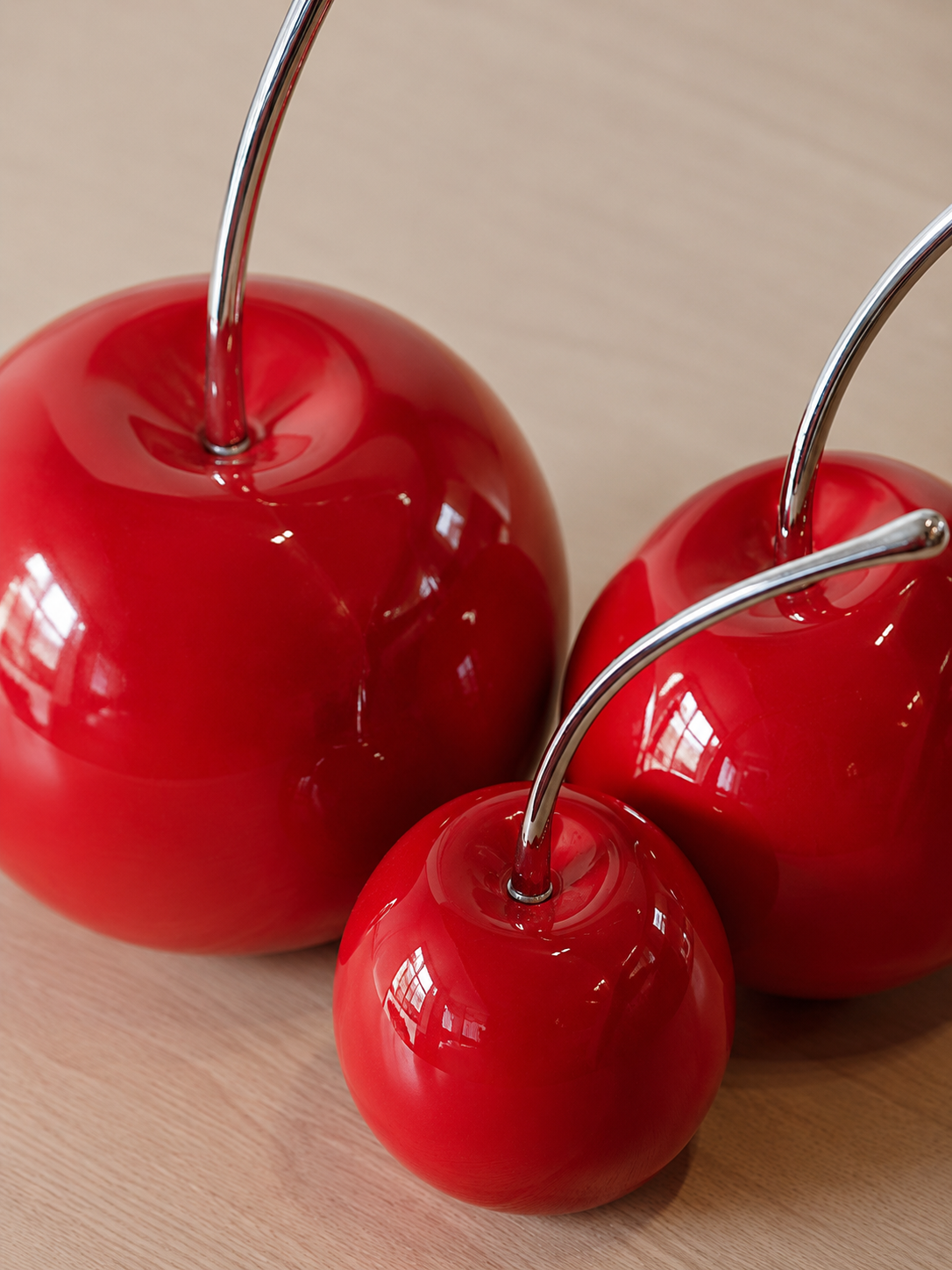 Figurine Trio Cerise – vue 3 du produit | ODECO
