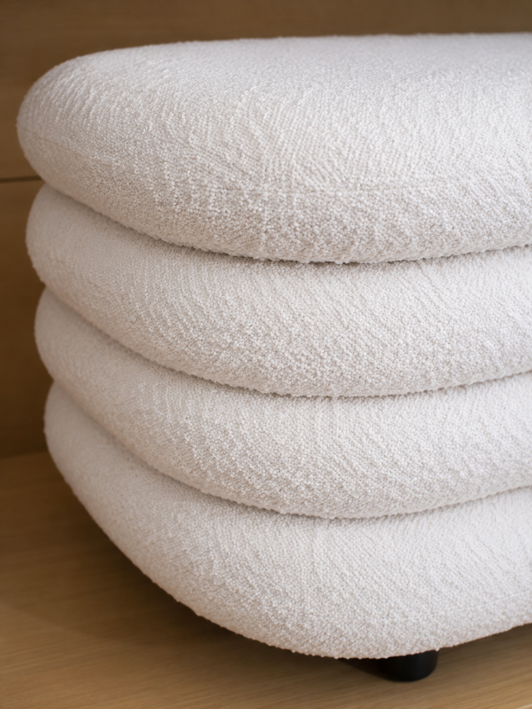 Ottoman Fluffy Blanc – vue 6 du produit | ODECO