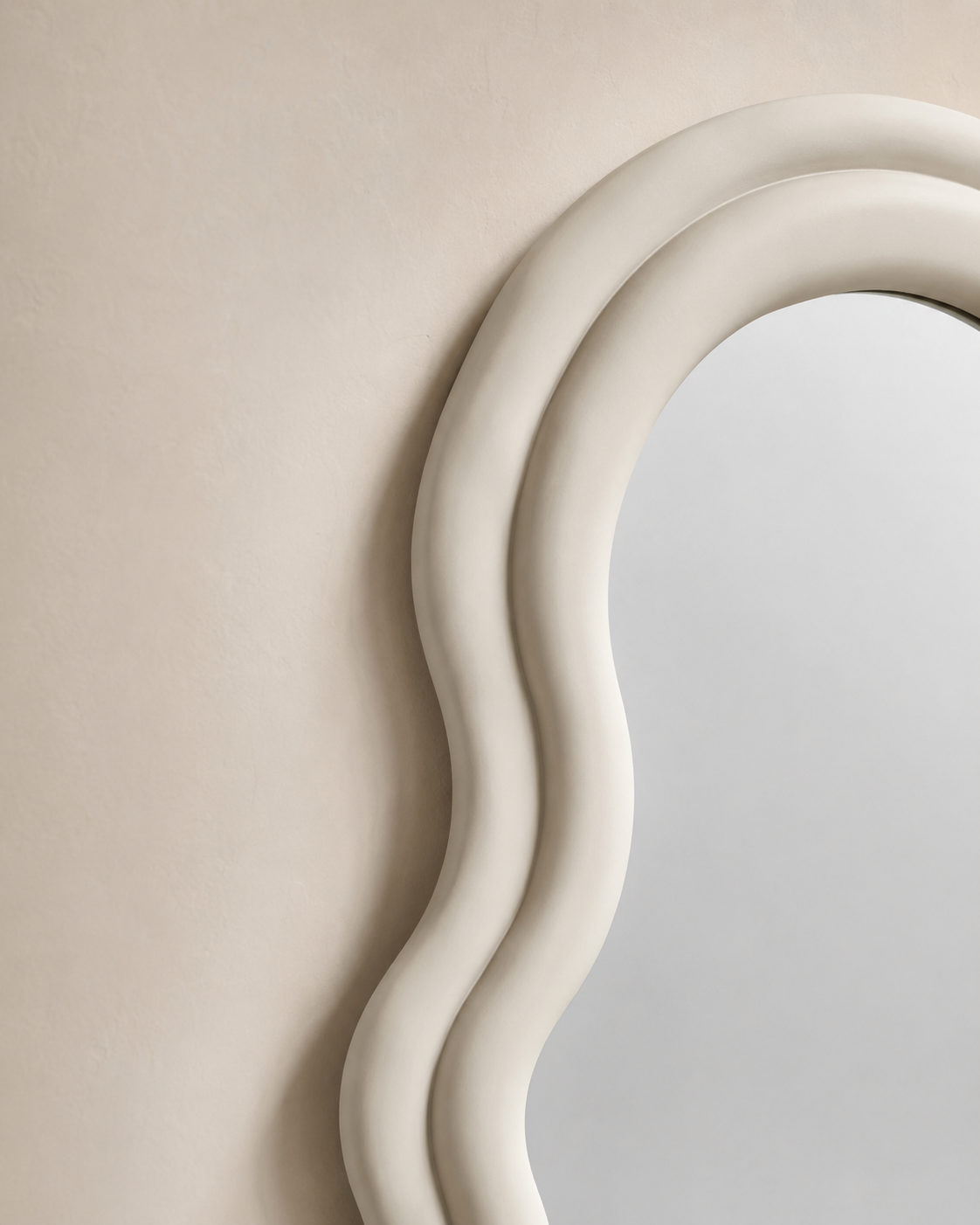 Miroir Fluffy sur Pieds Blanc – vue 3 du produit | ODECO