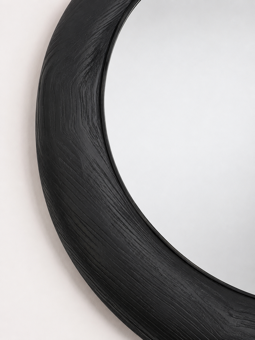 Miroir Organique Ovale Bois Noir – vue 5 du produit | ODECO