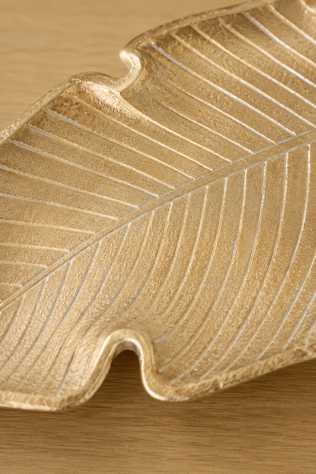 Plateau Décoratif Forme Feuille en Bois – vue 8 du produit | ODECO