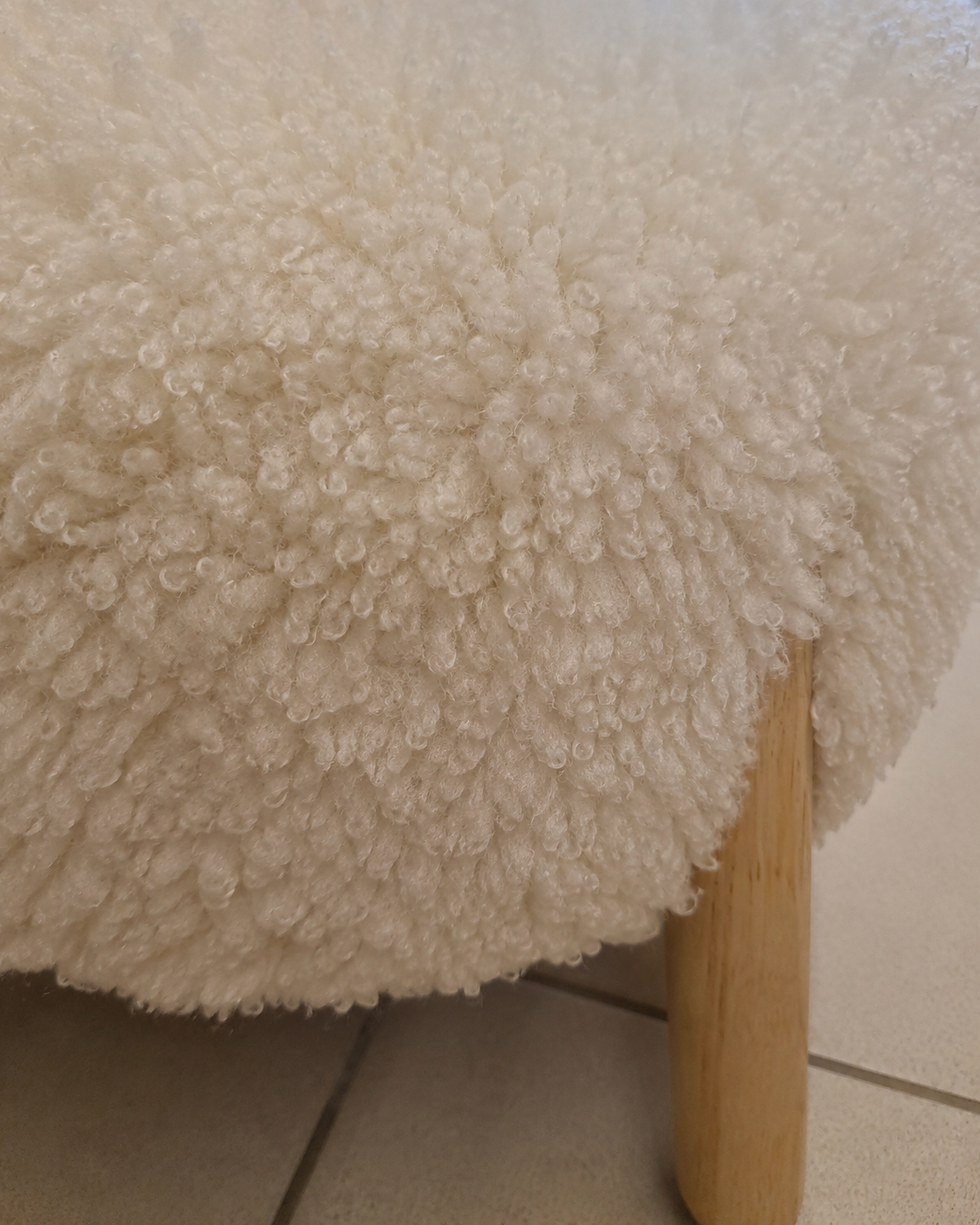 Tabouret Rond Bouclé – vue 3 du produit | ODECO