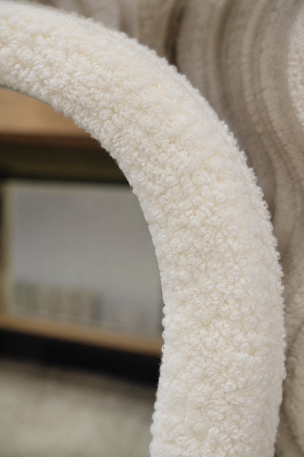Miroir Fluffy Arc Blanc – vue 3 du produit | ODECO