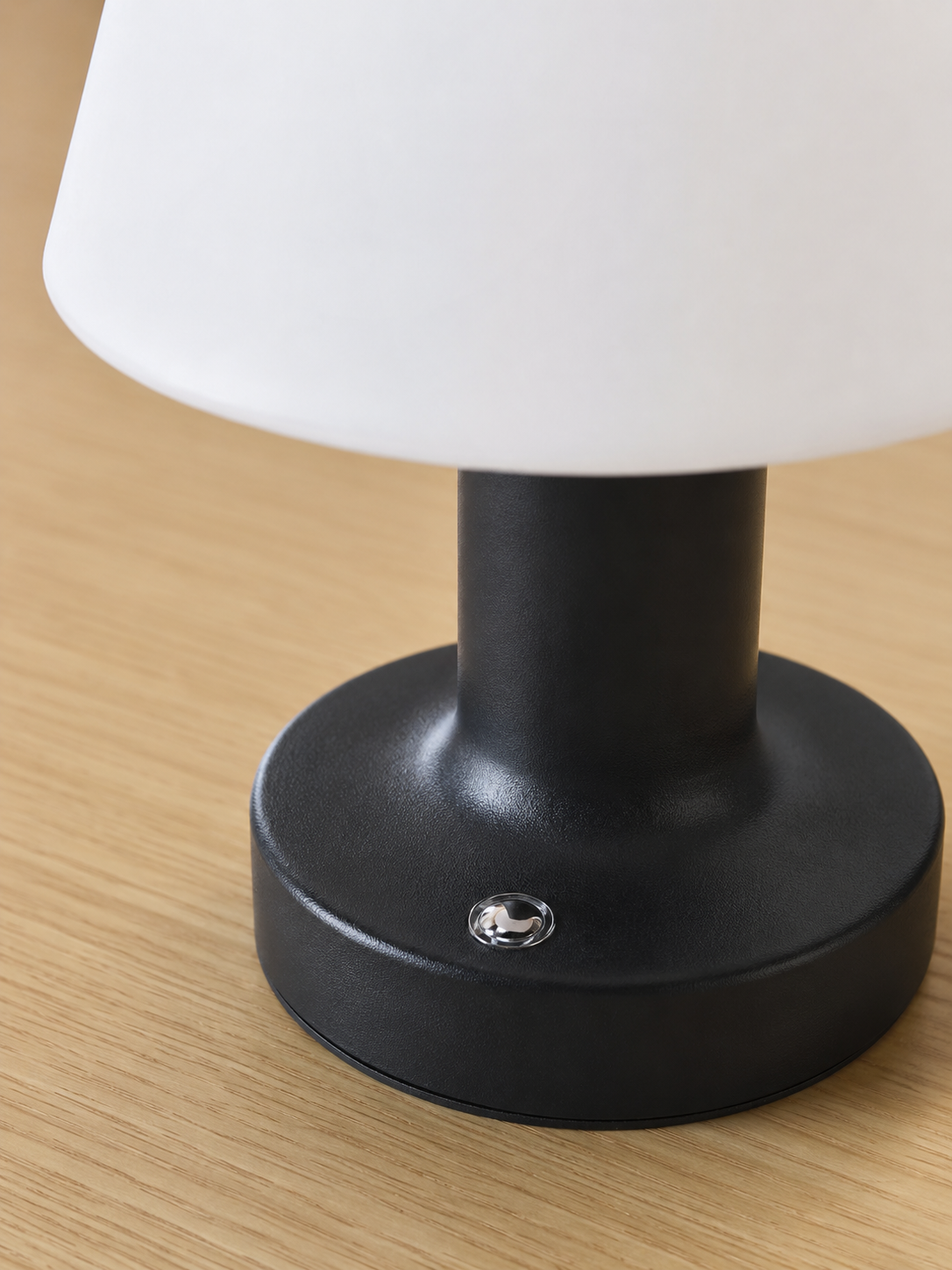 Lampe Rechargeable Miniature Noir, blanche, bois – vue 8 du produit | ODECO