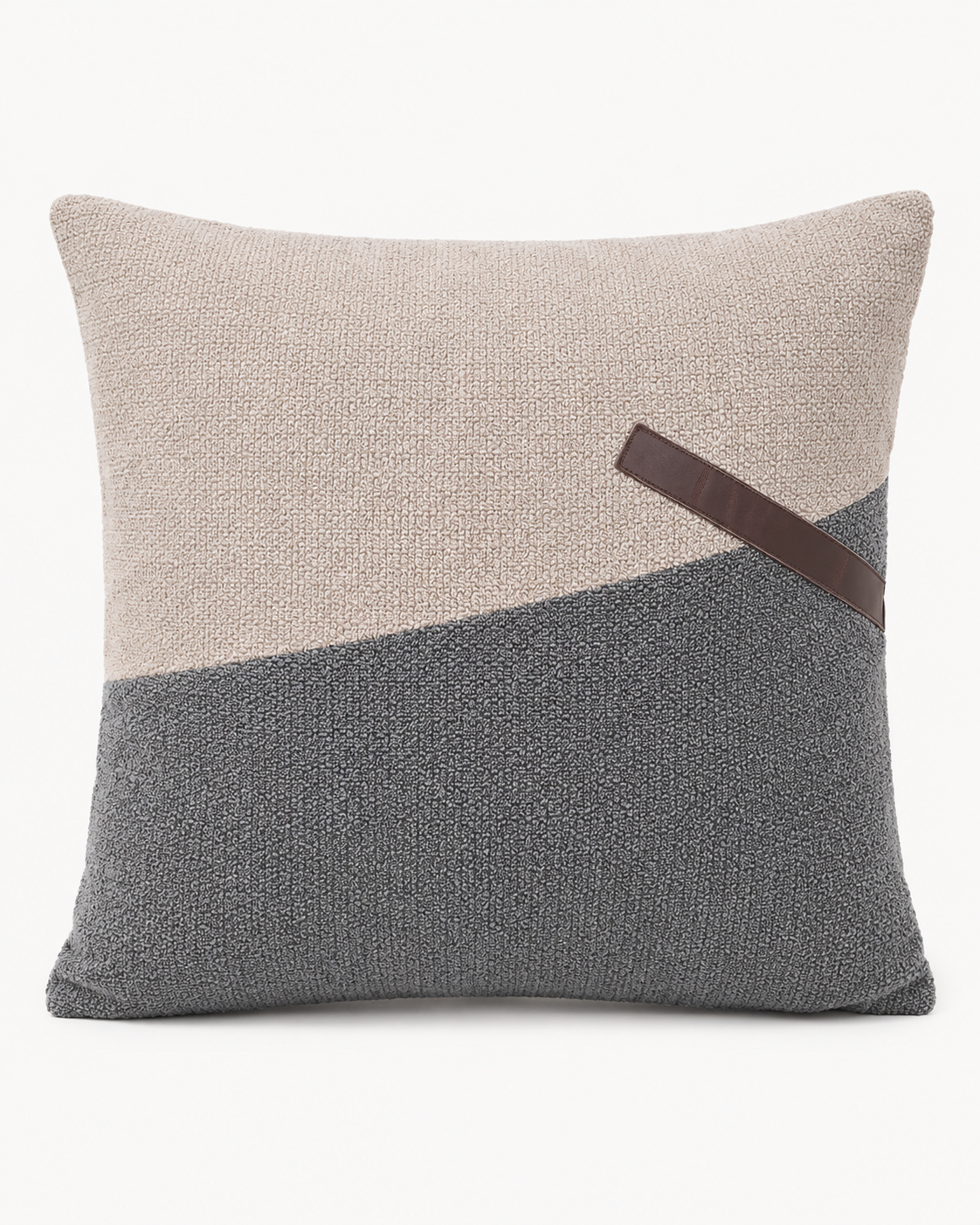 Coussin décoratif texturé asymétrique avec bande brune – vue 6 du produit | ODECO