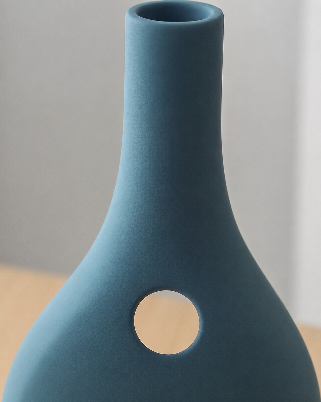 Vase en Céramique Petit Trou (GM)